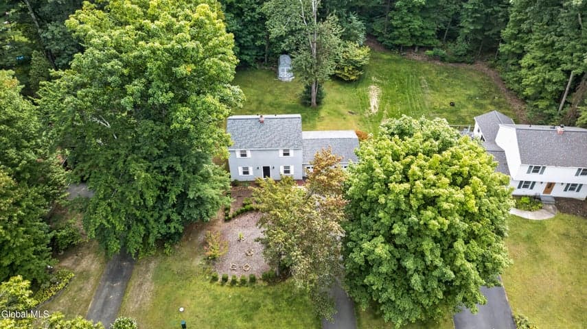 29 Barkwood Lane, Clifton Park, NY, photo 4