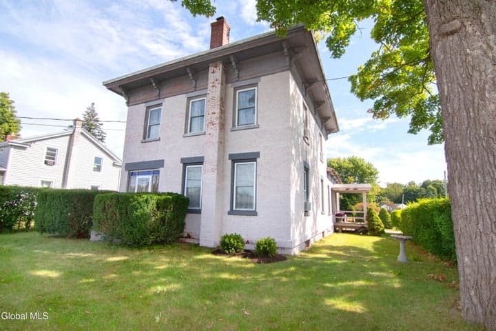 1431 Route 9, Halfmoon, NY