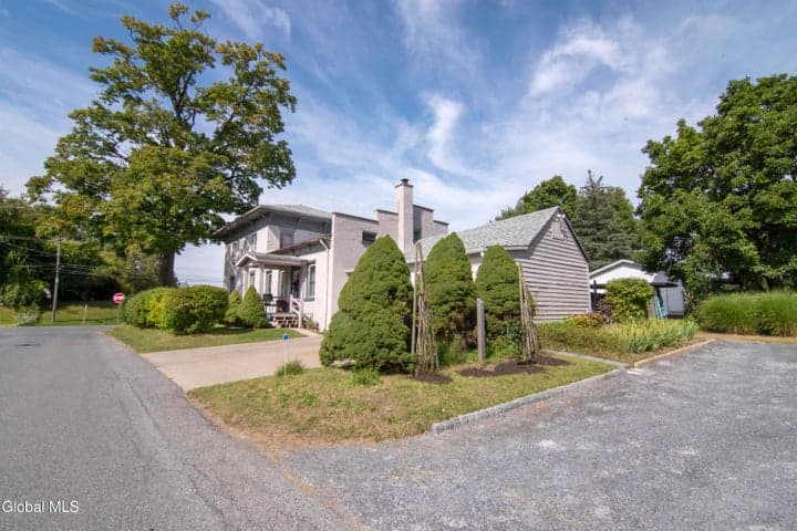 1431 Route 9, Halfmoon, NY, photo 5