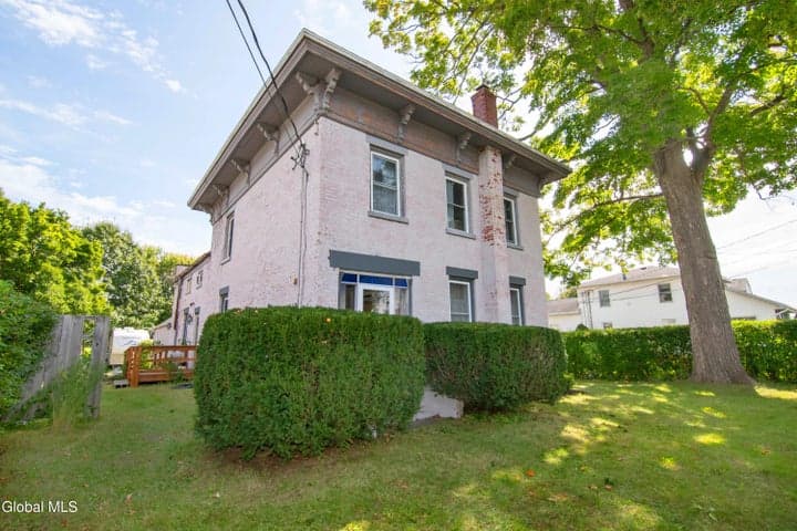 1431 Route 9, Halfmoon, NY, photo 2