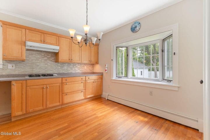 1476 Regent Street, Niskayuna, NY, photo 4