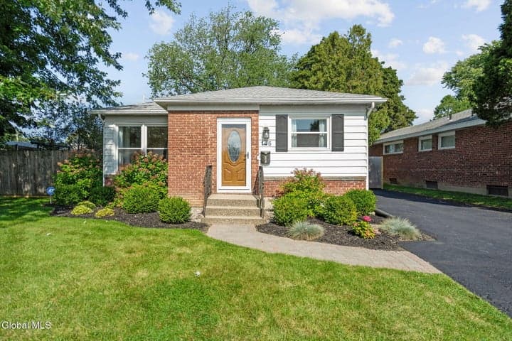 145 Ramsey Place, Albany, NY