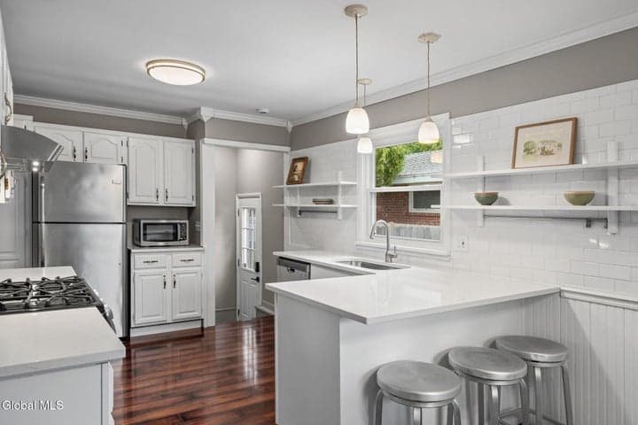 145 Ramsey Place, Albany, NY, photo 5