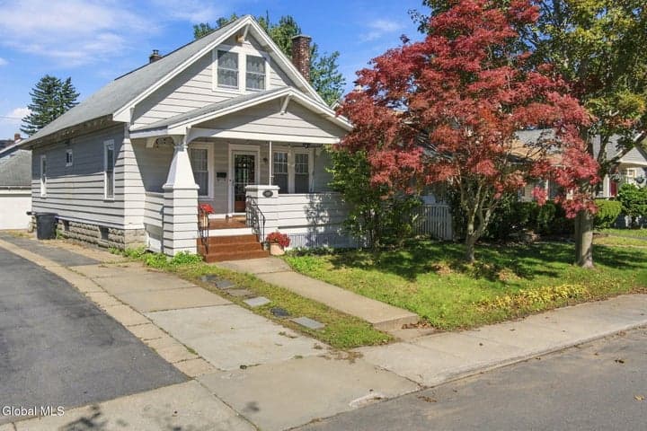 835 Pinewood Avenue, Schenectady, NY, photo 1