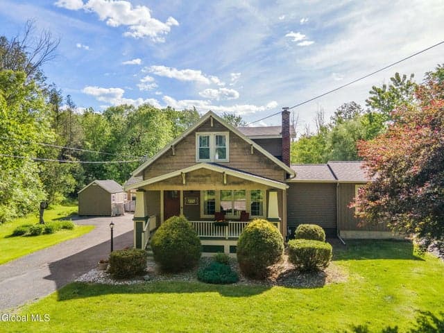775 St Davids Lane, Niskayuna, NY, photo 2