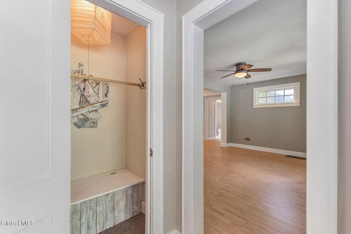 775 St Davids Lane, Niskayuna, NY, photo 4