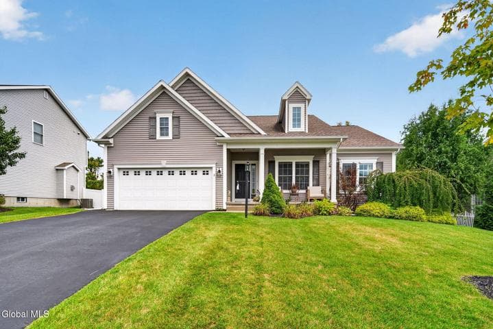 3 Sutton Drive, Cohoes, NY, photo 1