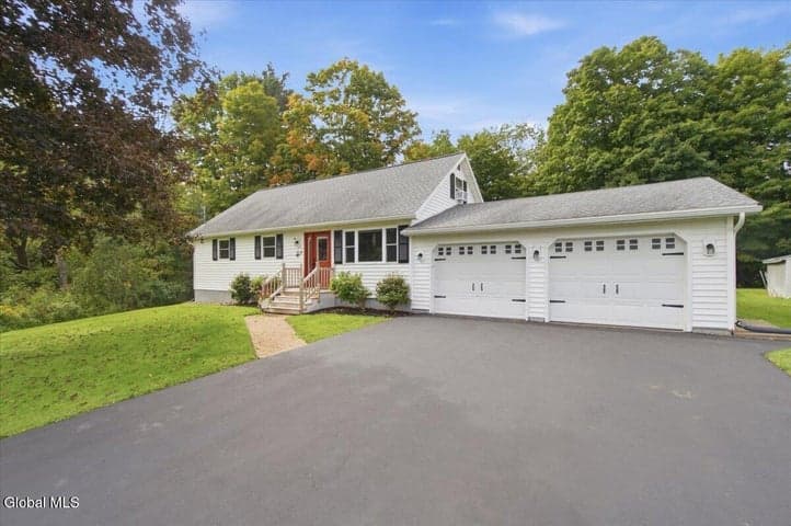 30 Scenic Road, Hagaman, NY, photo 1