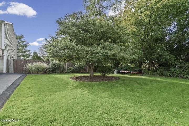 145 Shirley Drive, Schenectady, NY, photo 3