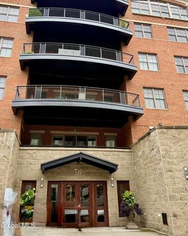 70 Railroad Place #APT 405, Saratoga Springs, NY