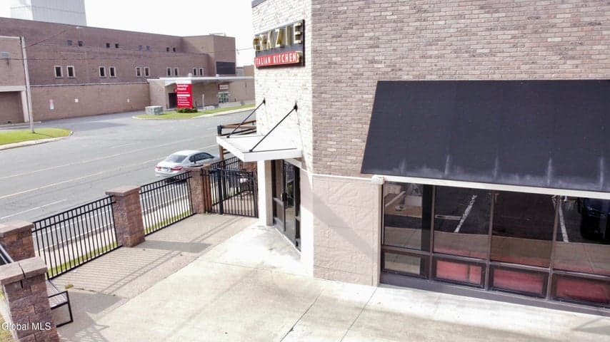 350 Northern Boulevard, Albany, NY, photo 1