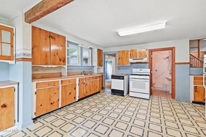 121 Mechanic Street, Northville, NY, photo 2