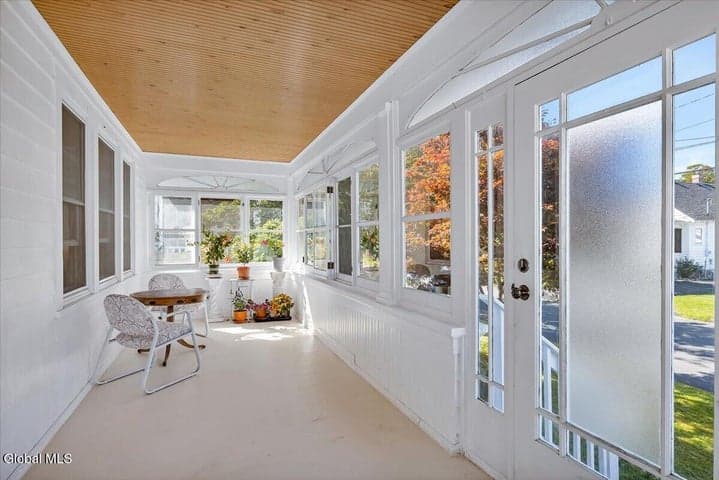 62 Mt Pleasant Avenue, Troy, NY, photo 4
