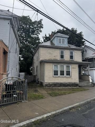 1059 Chrisler Avenue, Schenectady, NY, photo 1