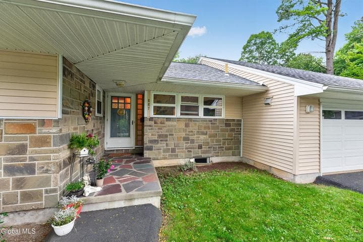 887 Morgan Avenue, Niskayuna, NY, photo 5