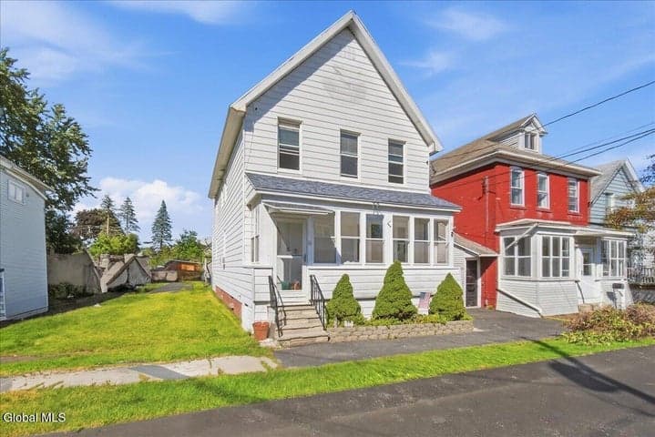 11 Archibald Street, Colonie, NY, photo 3