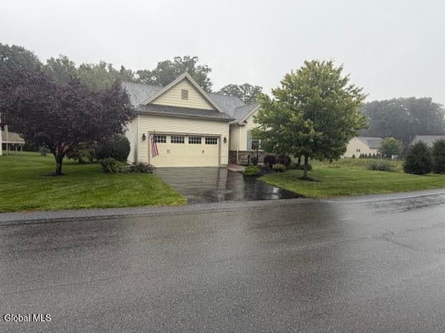 40 Whitney Drive, Halfmoon, NY, photo 2