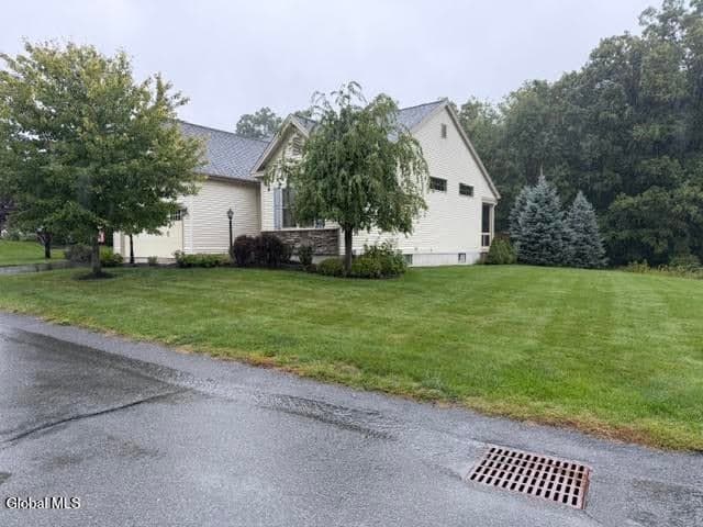 40 Whitney Drive, Halfmoon, NY, photo 3