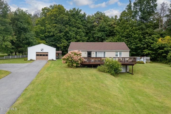 392 W State St Extension, Johnstown, NY