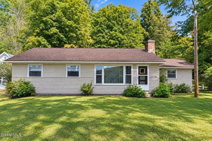 7 Market Street, Horicon, NY, photo 1