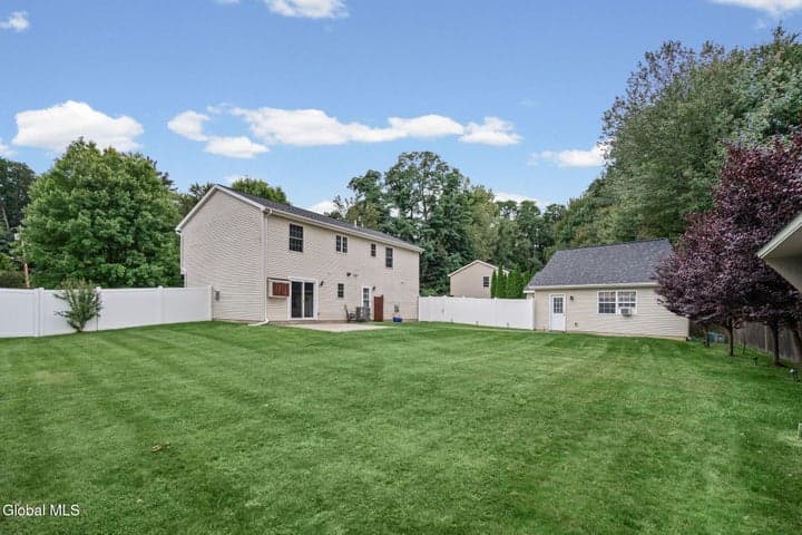 408 New Karner Road, Colonie, NY, photo 4