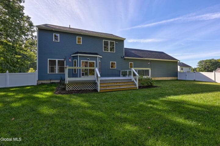 27 Woodland Drive, Schodack, NY, photo 3
