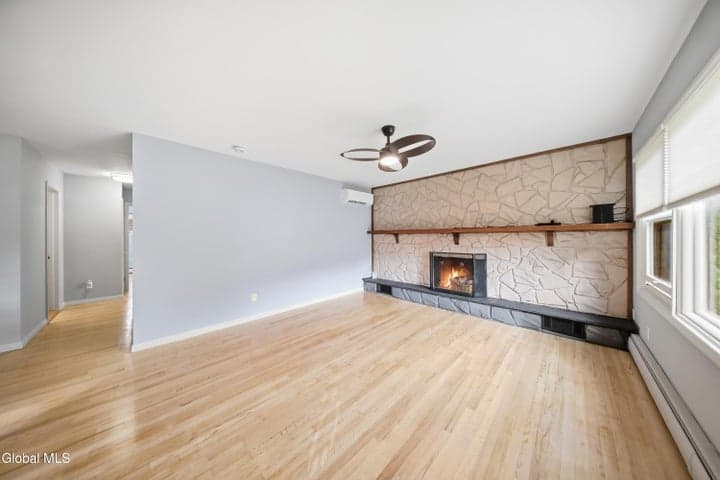 102 Greenleaf Drive, Latham, NY, photo 3