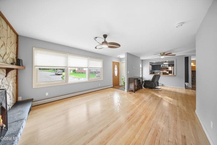 102 Greenleaf Drive, Latham, NY, photo 5