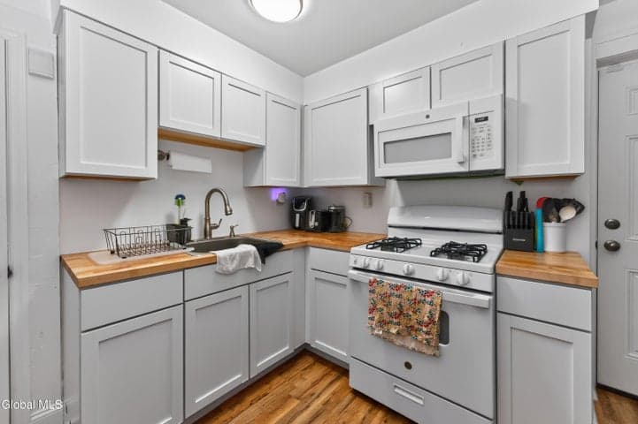 103 Ten Broeck Street, Albany, NY, photo 4