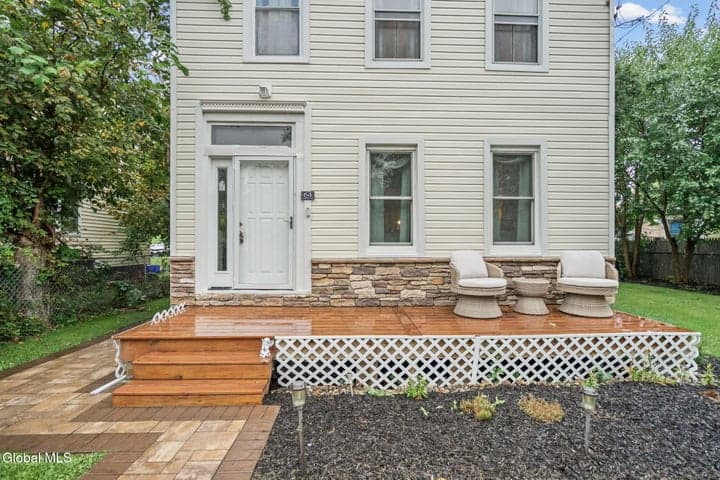 64 Campbell Avenue, Troy, NY