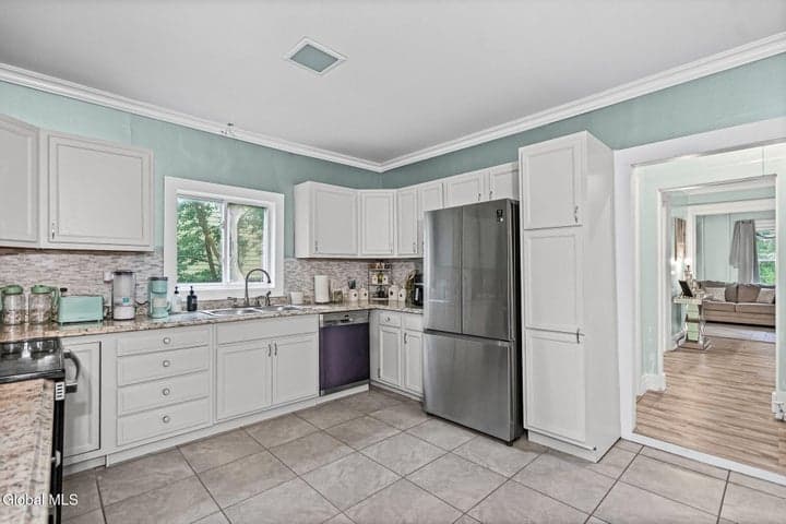 64 Campbell Avenue, Troy, NY, photo 3