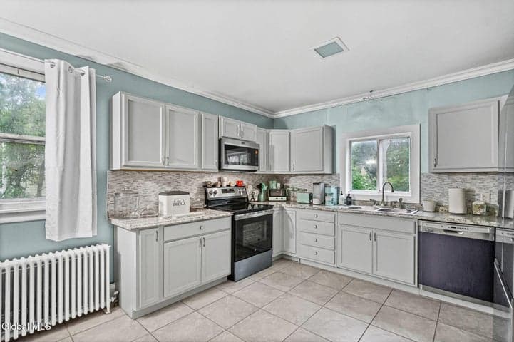 64 Campbell Avenue, Troy, NY, photo 5