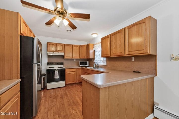 129 S Pearl Street, Schaghticoke, NY, photo 5