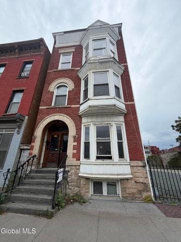 211 4th Street, Troy, NY, photo 1
