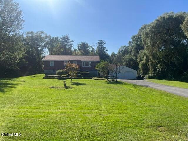 29 White Road, Ballston Spa, NY