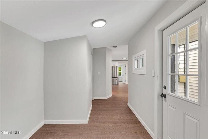5 Marquette Avenue, Latham, NY, photo 5