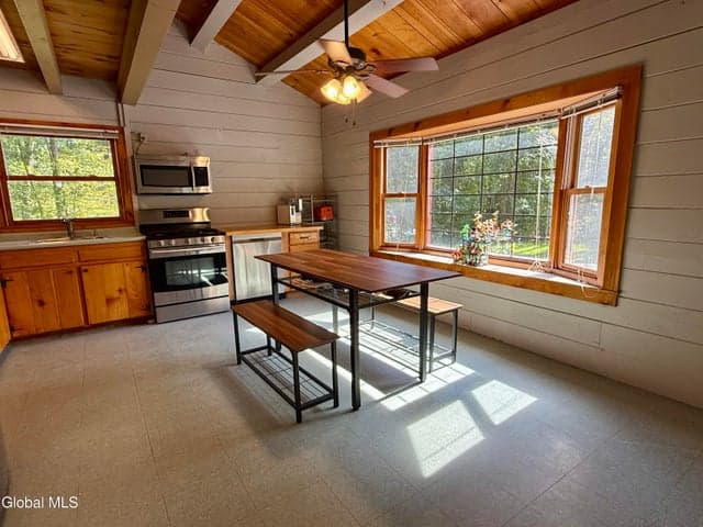 248 Fort Edward Road, Moreau, NY, photo 5