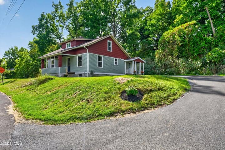 4 Washington Avenue #4, Round Lake, NY, photo 2