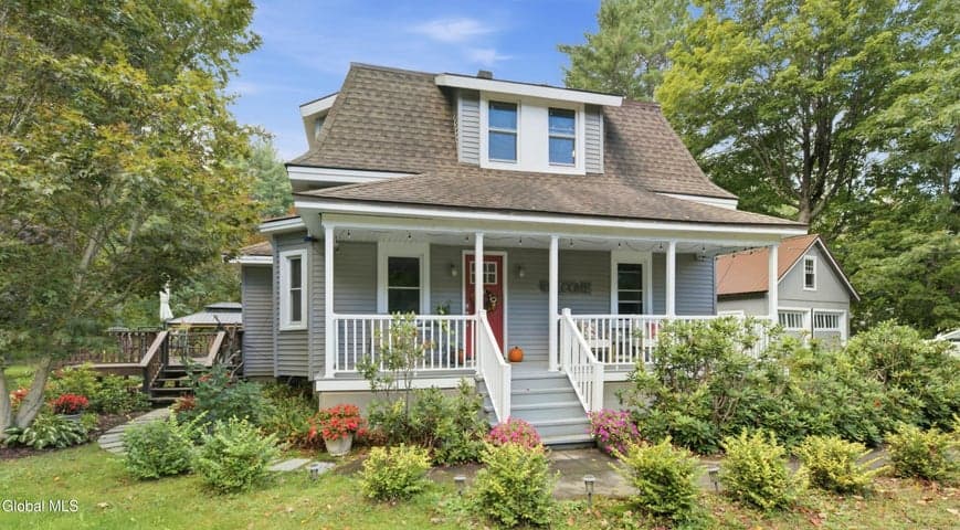 392 County Highway 152, Mayfield, NY