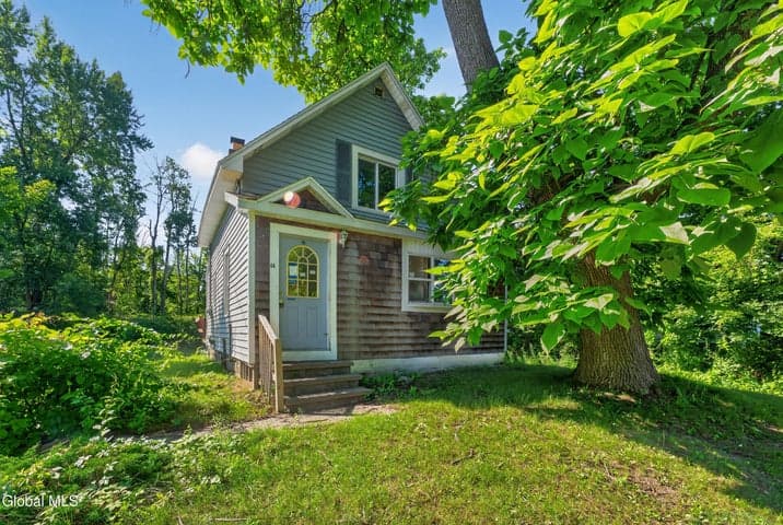46 N Alandale Avenue, Niskayuna, NY, photo 1