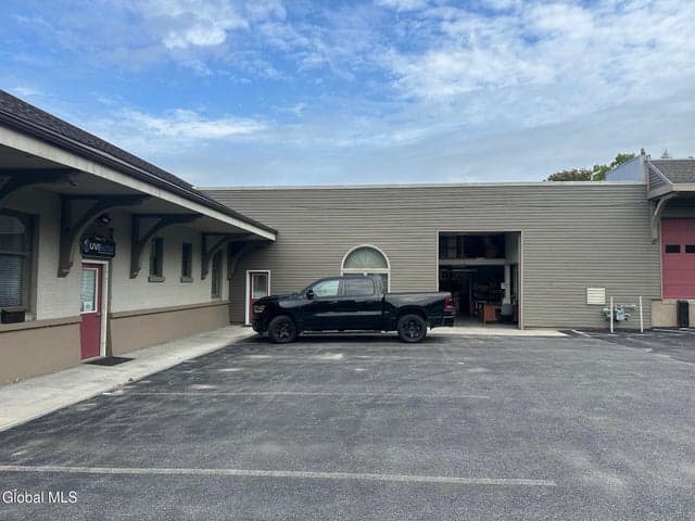 3 Depot Street, Hudson Falls, NY, photo 2