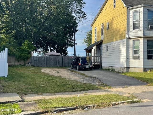 1106 2nd Avenue, Schenectady, NY, photo 2