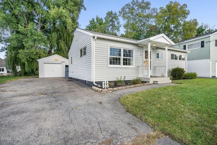 37 Jones Drive, Colonie, NY, photo 3
