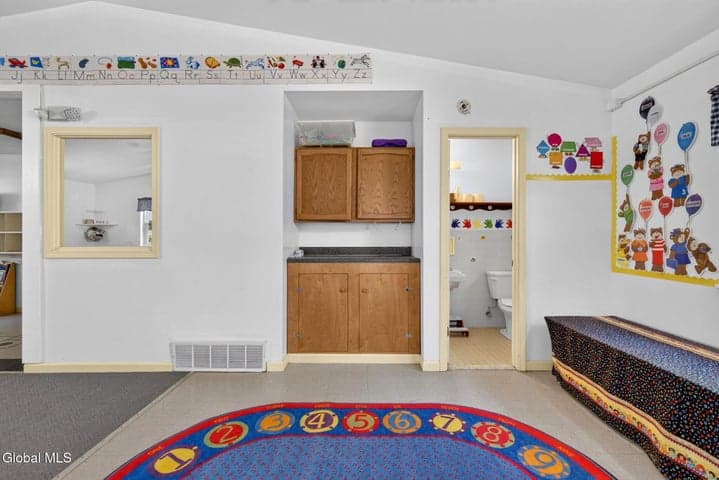 1612 Crescent Road, Clifton Park, NY, photo 5