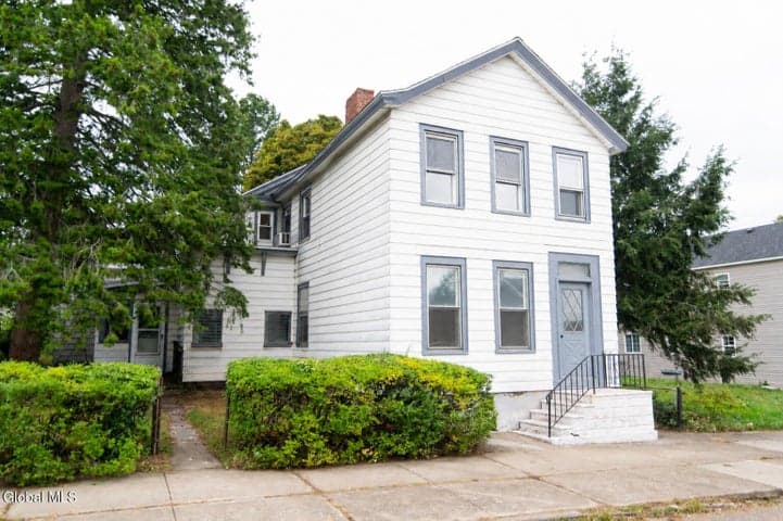 1339 3rd Avenue, Watervliet, NY, photo 2