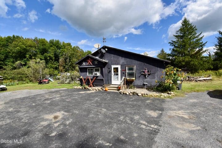 3111 Birchton Road, Ballston Spa, NY, photo 2