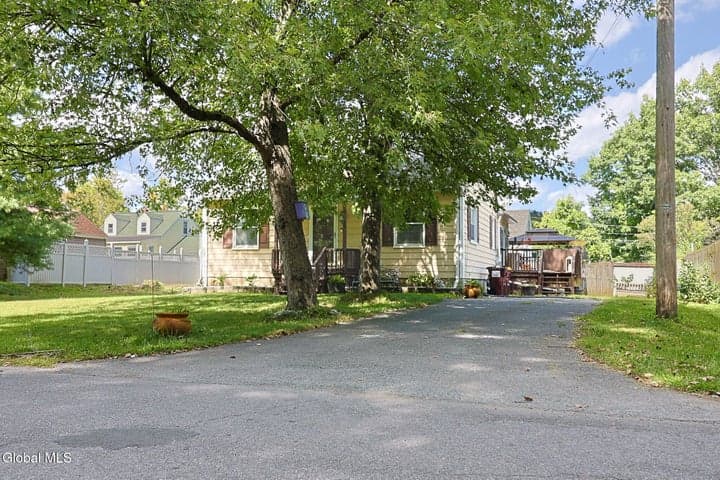 37 Marion Avenue, Wynantskill, NY, photo 2