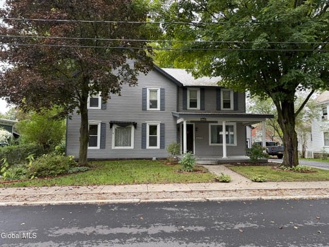 14 Mettowee Street, Granville, NY