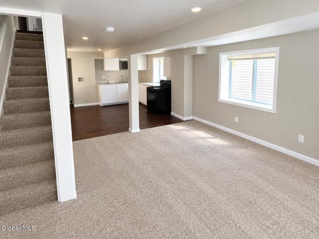 65 Dale Street, Rensselaer, NY, photo 3