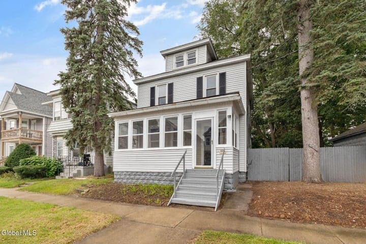 404 Shannon Street, Schenectady, NY, photo 3